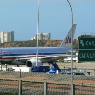 American Airlines reduce sus vuelos a Venezuela