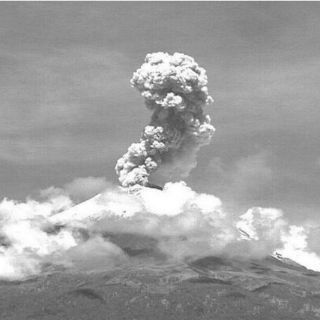 El Popocatéptl registra explosión
