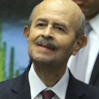 Peña Nieto desea éxito a Vallejo en tratamiento médico