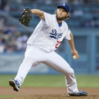 Kershaw lanza una joya sin hit ni carrera