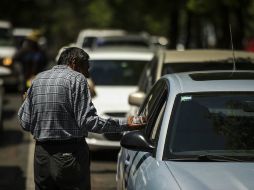 En el conjunto de la OCDE, en 2011 el 10 % de los más ricos obtuvo 9.6 veces más ingresos que el 10 % más pobre. ARCHIVO /