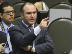 Luis Alberto Villarreal niega que vayan abandonar el pleno en la discusión de este dictamen. ARCHIVO /