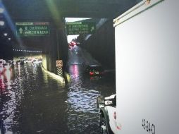 Reportan inundaciones en circuitos viales de la ciudad. TOMADA DE @webcamsdemexico  /