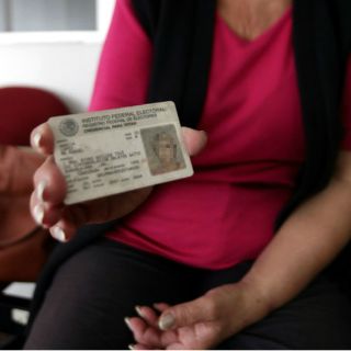 El INE inutiliza tres millones de credenciales para votar