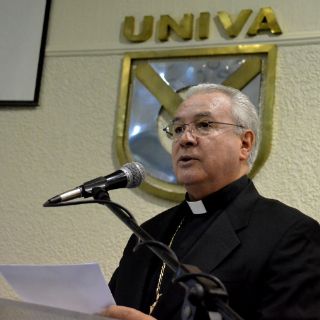 Cardenal Robles Ortega llama a educar con valores