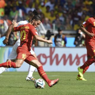 Bélgica va por el pase a octavos de final ante Rusia
