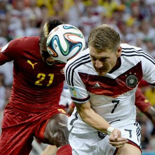 Alemania sufre para empatar 2-2 con Ghana