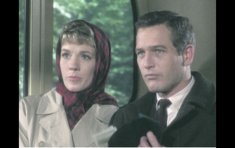 'La Cortina rasgada' aborda la temática de la guerra con tintes de drama por el amor que envuelve a los personajes principales. ESPECIAL /