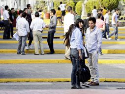 Medicina, Derecho e Ingeniería son las carreras con más estudiantes que se quedan con el sueño de ingresar. ARCHIVO /