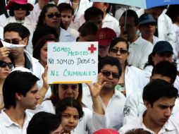 La manifestación inició este domingo en el Zócalo de la capital del país. SUN /