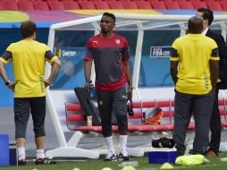 El futbolista asegura que a pesar de la mala actuación que tuvo Camerún, él desea seguir jugando. AFP /