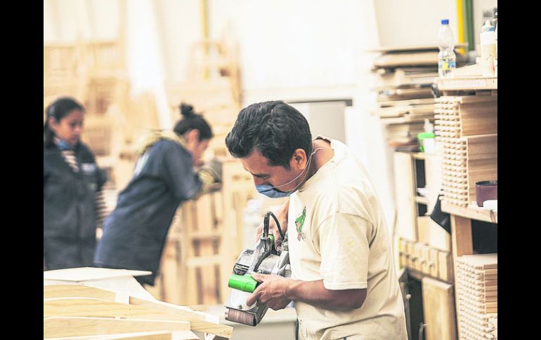 El CEESP llamó a incorporar acciones complementarias que permitan revertir con mayor rapidez el deterioro del salario real.  /