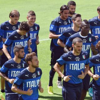 Italia y Uruguay, un duelo decisivo