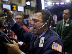 El S&P desciende levemente al cierre de la sesión. ARCHIVO /