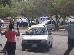 Elementos de la policía aseguraron la zona. ESPECIAL /