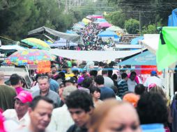 El Baratillo. Este tianguis redujo en 2012 casi 25 mil pesos su recaudación, comparado con el año anterior.  /