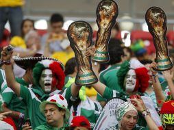 En la encuesta realizada por GCE, el optimismo no reina tanto respecto al llamado quinto partido. EFE /