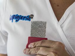 Se pueden extraer los piojos y liendres con un peine especial, aunque este método es más difícil. ARCHIVO /