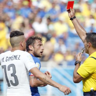 Prensa italiana critica arbitraje de Marco Rodríguez