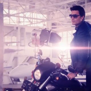 Chayanne estrena video de 'Humanos a Marte'