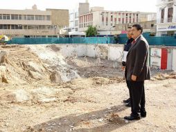 Hernández García da la orden de arreglar calles sin poner en riesgo la integridad de ningún peatón.  /