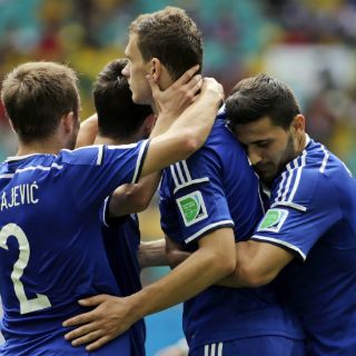 Bosnia se despide con dignidad