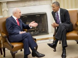 El presidente israelí Shimon Peres y Barack Obama se reunieron en la Casa Blanca. AP /