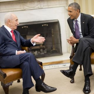 Peres se reúne con Obama en su último viaje a EU