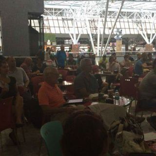 Desesperados, mexicanos atorados en Recife