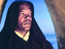 En teoría el personaje del actor Samuel L. Jackson, 'Mace Windu' muere en el tercer episodio de 'Star Wars'. ARCHIVO /