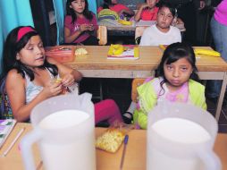 Los centros educativos de tiempo completo permiten que los alumnos reciban una alimentación balanceada, lo que ayuda a su desempeño.  /