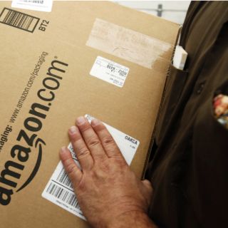 Francia prohíbe a Amazon envío gratuito de libros