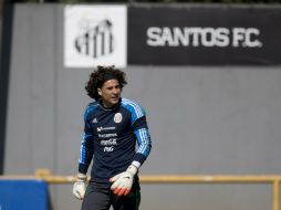 Guillermo Ochoa se prepara para el duelo que tendrá la Selección mexicana ante Holanda. AP /