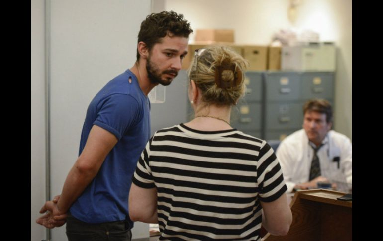 El actor, ataviado en una camiseta azul rota, jeans ajustados y botas fue representado por una abogada de oficio el viernes. EFE /