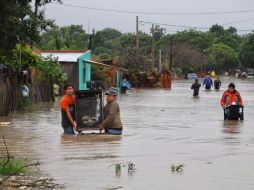 El desborde de los ríos Paraguay y Pilcomayo ha dejado cientos de familias perjudicadas. ESPECIAL /
