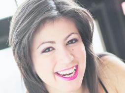 Anel Carmona comprendió que debía emprender el vuelo para desarrollarse en lo que verdaderamente amaba. ESPECIAL /