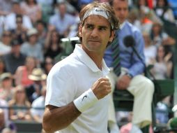 Federer no ha perdido un solo set en lo que va del torneo en la capital de Inglaterra. AFP /
