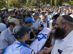 Israel no ha decidido aún cómo responderá a las muertes de los jóvenes. EFE /