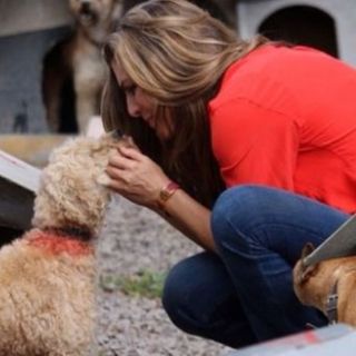 Montserrat Oliver sufre mordida de perro en Brasil