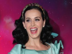 La cantante pop, Katy Perry es acusada por impregnar la canción religiosa del intérprete Flame con refrerencias al paganismo. ARCHIVO /