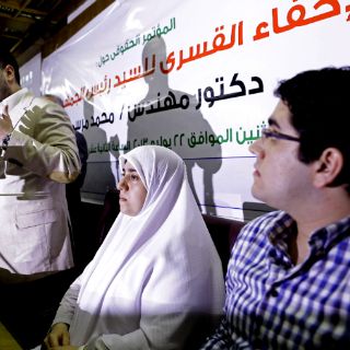 Dan un año de cárcel a hijo de Morsi