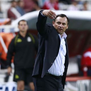 Nos falta mejorar el funcionamiento: Carlos Bustos