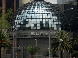 En el mercado cambiario mexicano el peso inicia la jornada con una cotización de alrededor de 13.04 pesos por dólar. ARCHIVO /