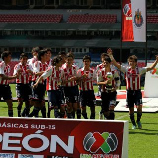 Ángel 'Coca' González es nuevo director de visorías en Chivas