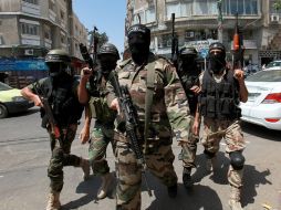 Militares islamistas protestan en las calles en represalia a los constantes ataques del Ejército israelí. EFE /