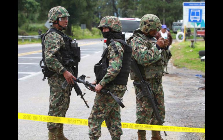 Elementos del Ejército Mexicano acordonaron la zona. ARCHIVO /