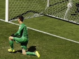 Courtois no pudo parar el remate de Higuaín al minuto ocho que le dio a Argentina el pase a semifinales. AP /