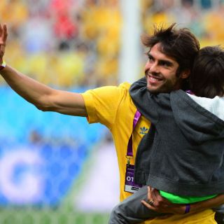 Kaká es presentado como nuevo refuerzo del Sao Paulo
