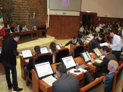 Las reformas a la Constitución y al Código Electoral deben ser promulgadas a más tardar el 9 de julio. Twitter: @LegislativoJal. ESPECIAL /