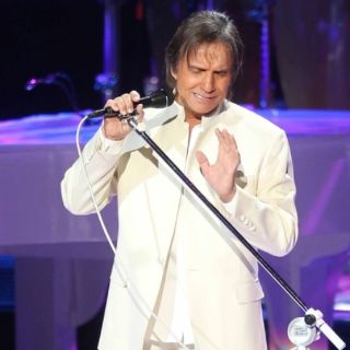 Roberto Carlos lanza álbum inédito con temas en español